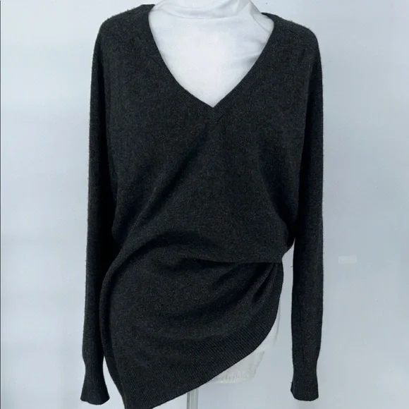 Equipment Charcoal V-Neck Sweater Ribbed Cuff Long Length Spft Sweater Sz L - Picture 3 of 10